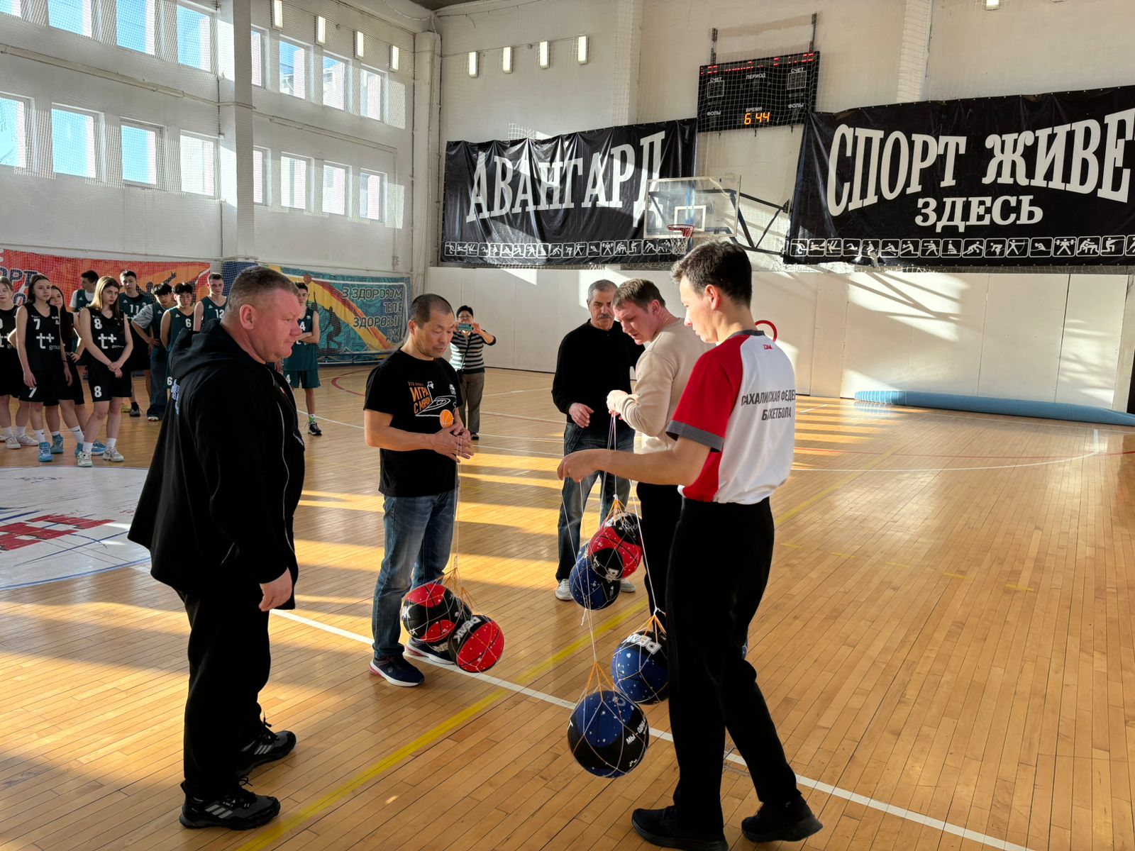 Дивизиональный этап чемпионата ШБЛ "КЭС-БАСКЕТ"