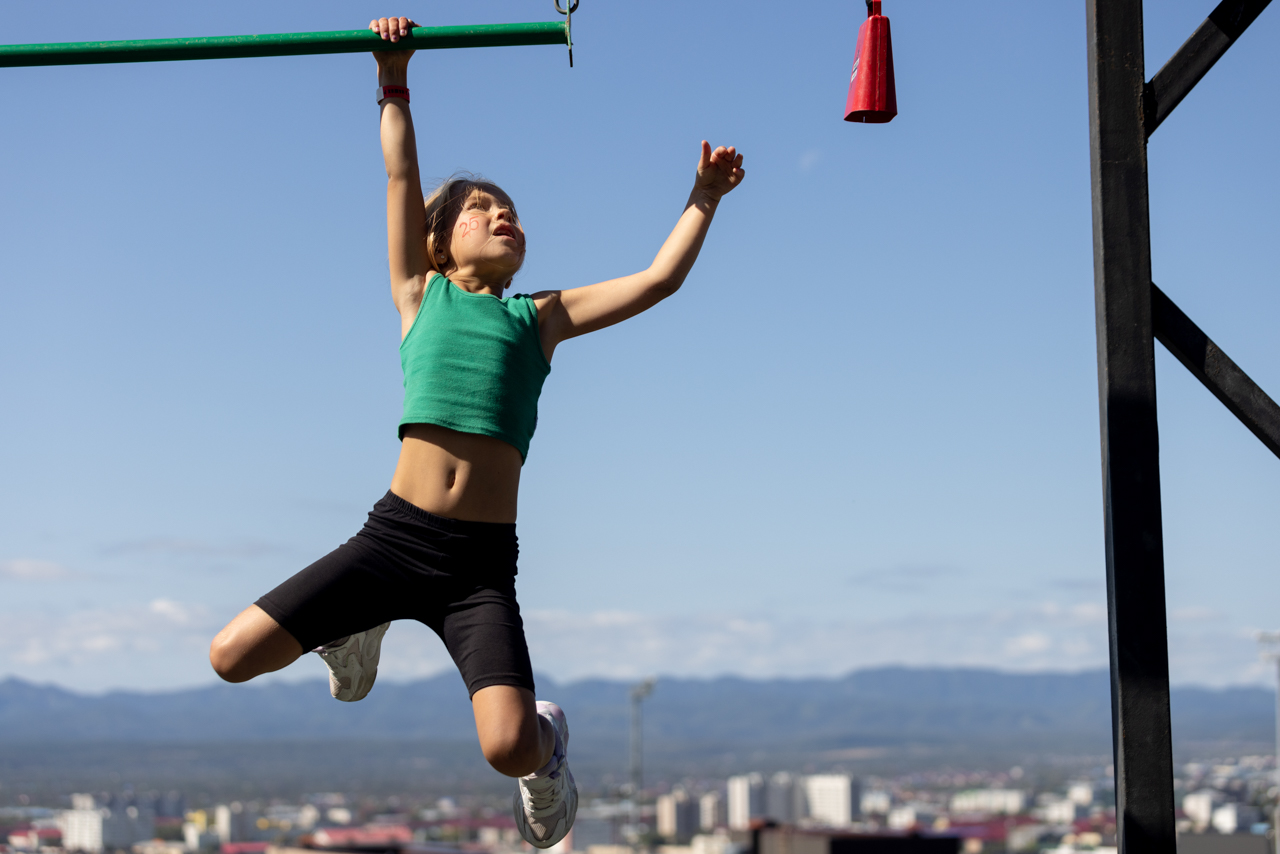 Осенняя детская гонка с препятствиями «Pride Race»