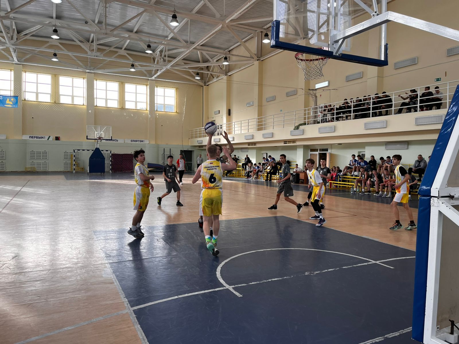 Дивизиональный этап чемпионата ШБЛ "КЭС-БАСКЕТ"