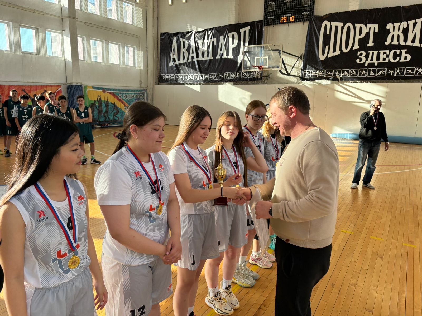 Дивизиональный этап чемпионата ШБЛ "КЭС-БАСКЕТ"