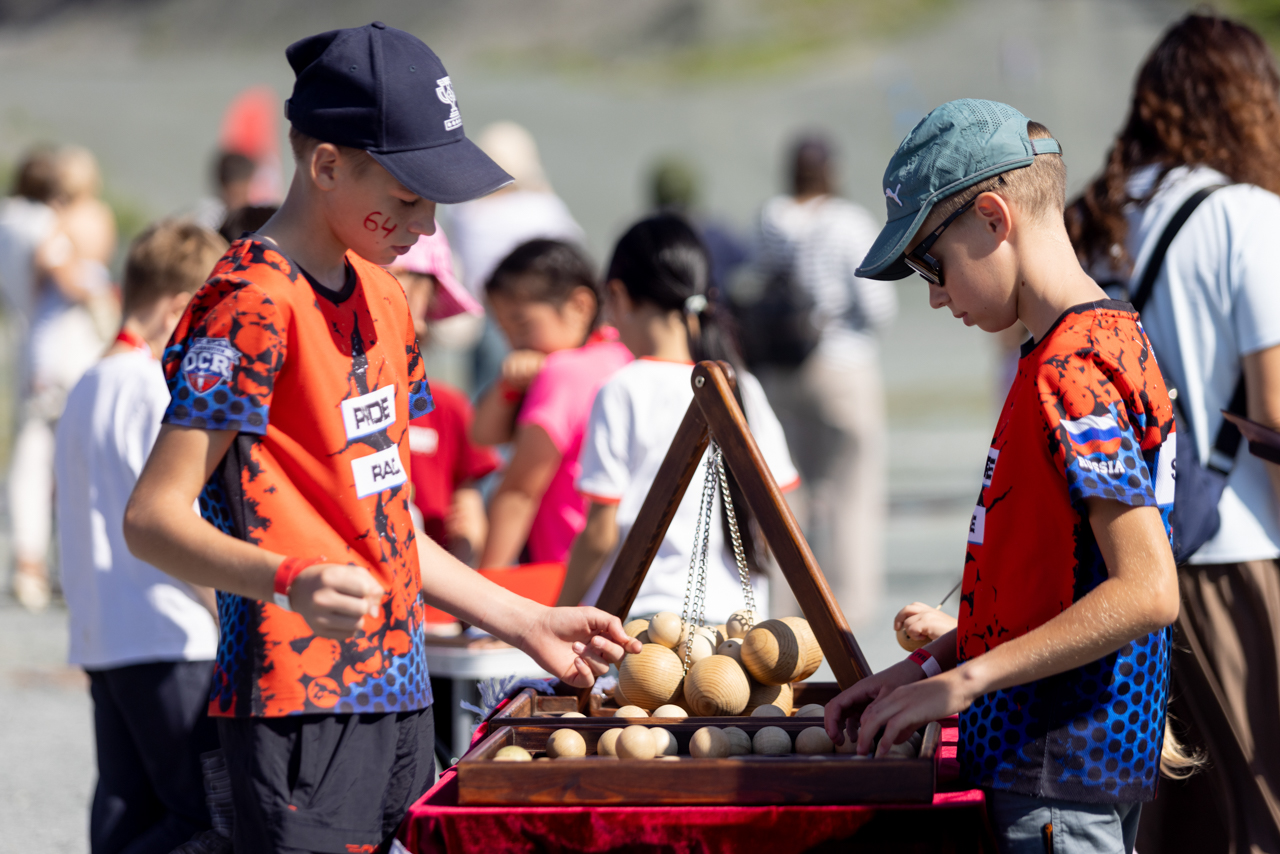 Осенняя детская гонка с препятствиями «Pride Race»