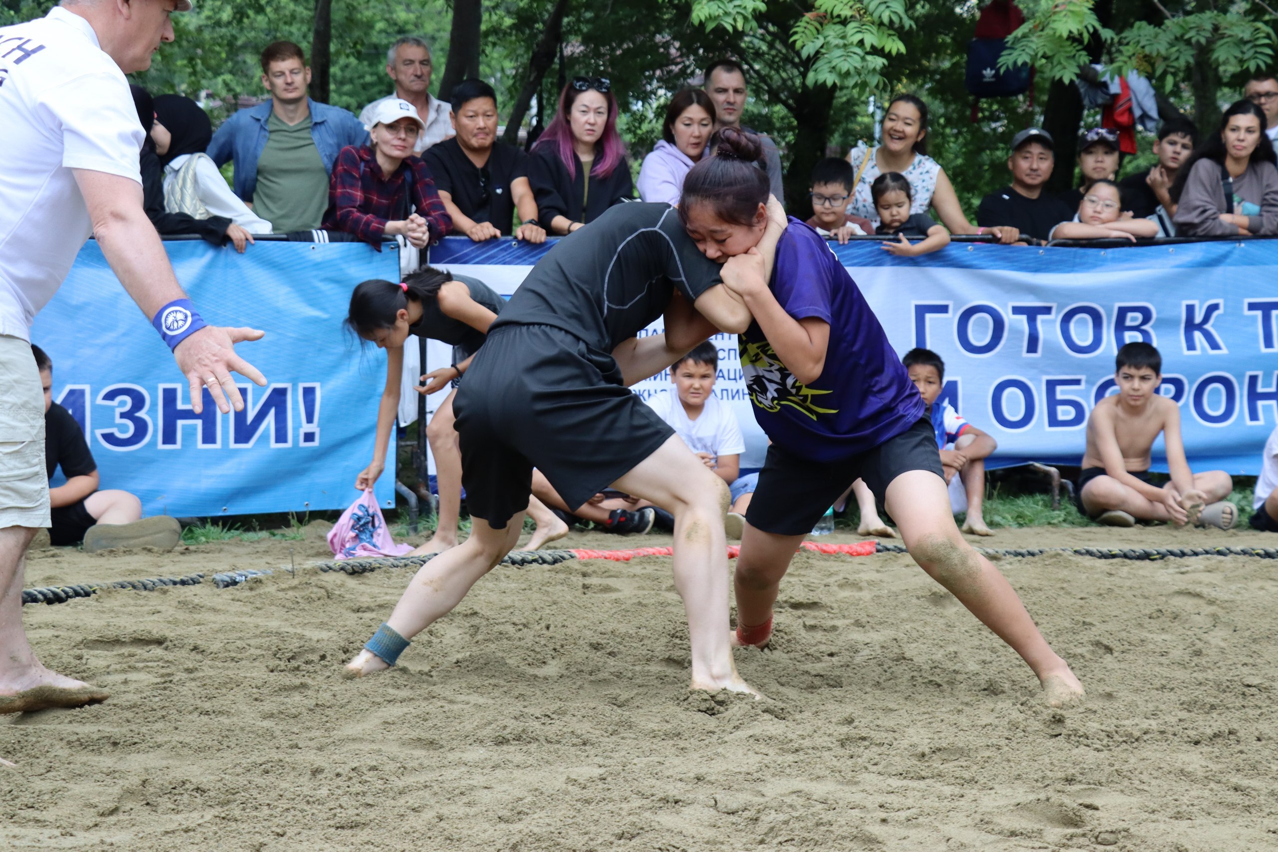 Открытый турнир по пляжной борьбе