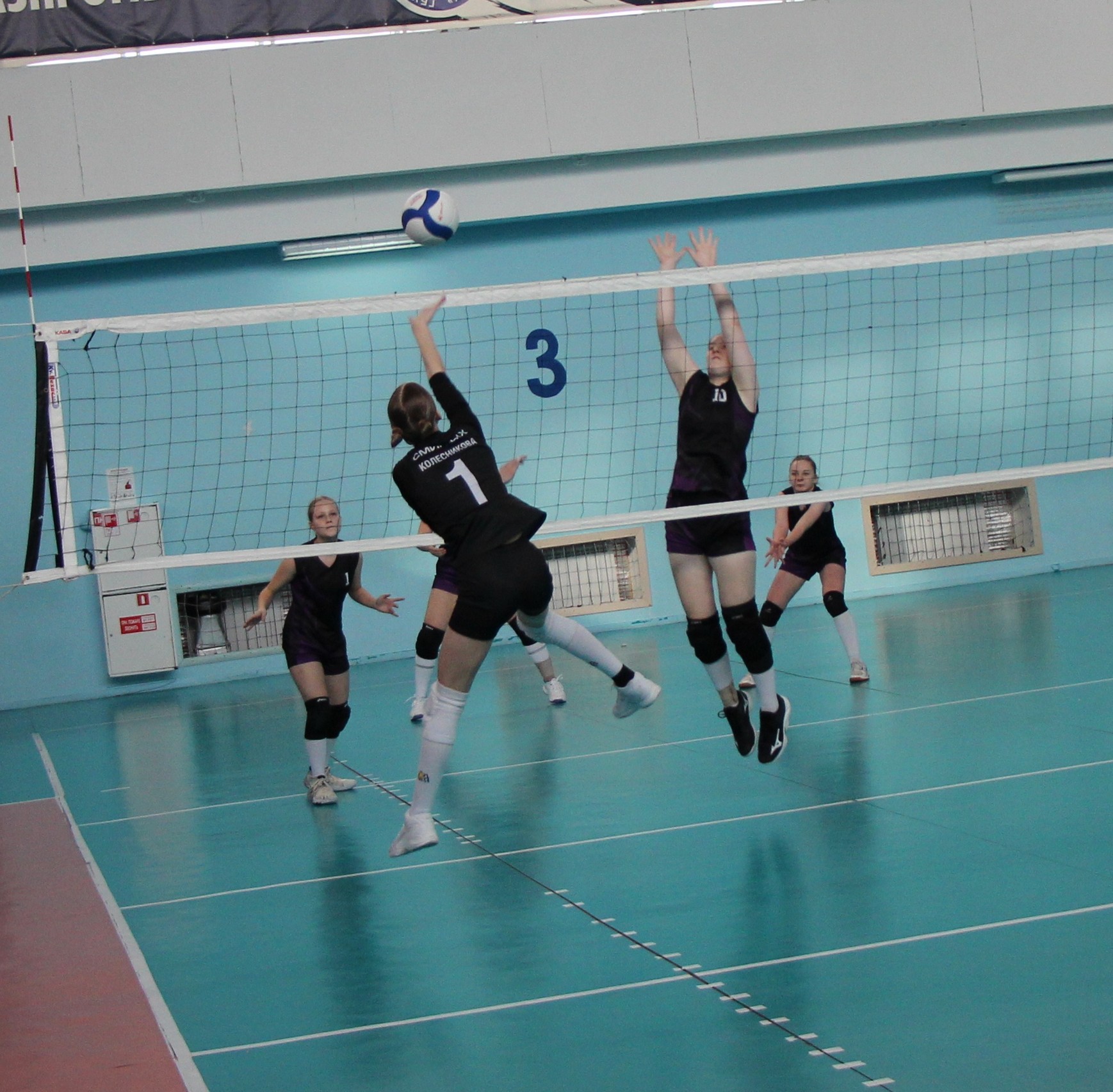 Первенство области по волейболу среди юношей и девушек 2010-2011 г.р.