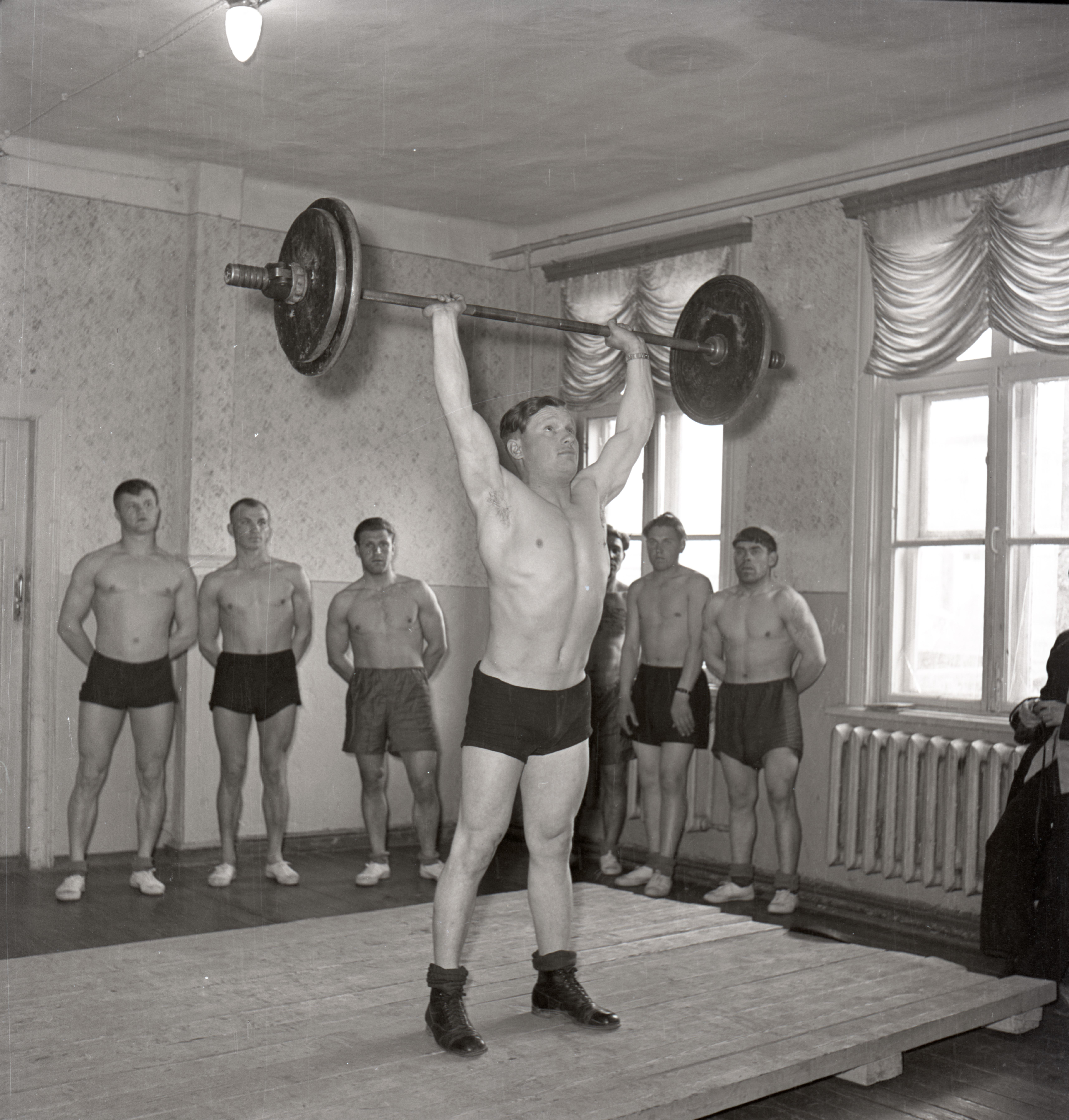 История тяжелой атлетики