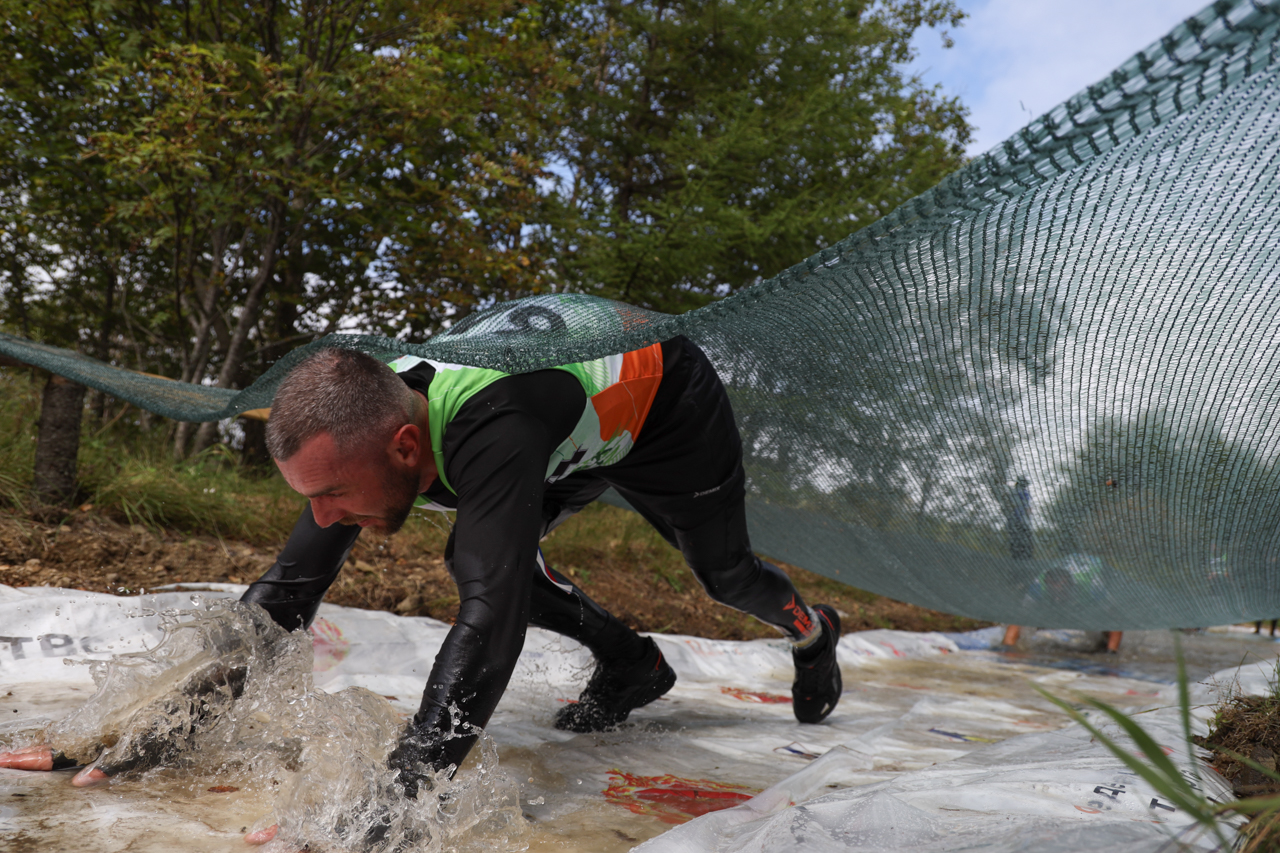 вышли на рубеж